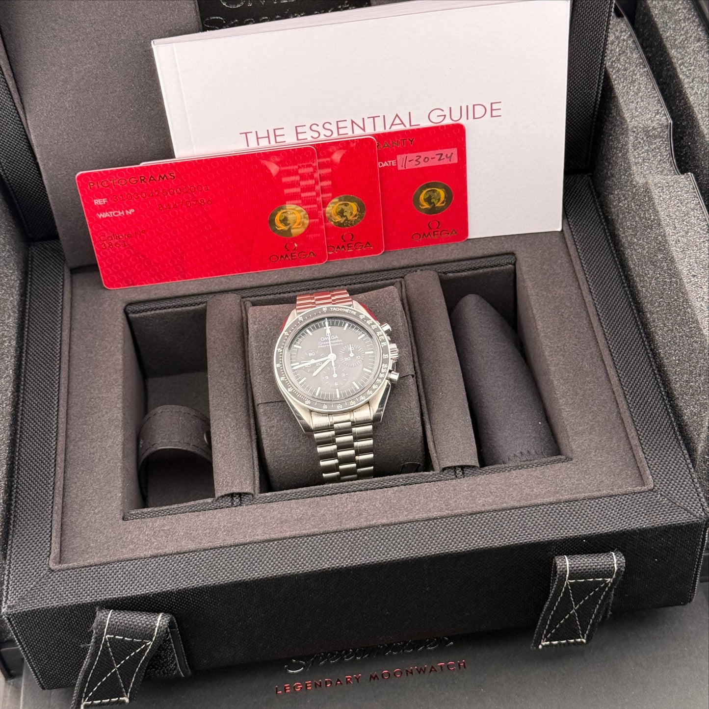 Omega Speedmaster Moonwatch Hesalite 301.30.42.50.01.001