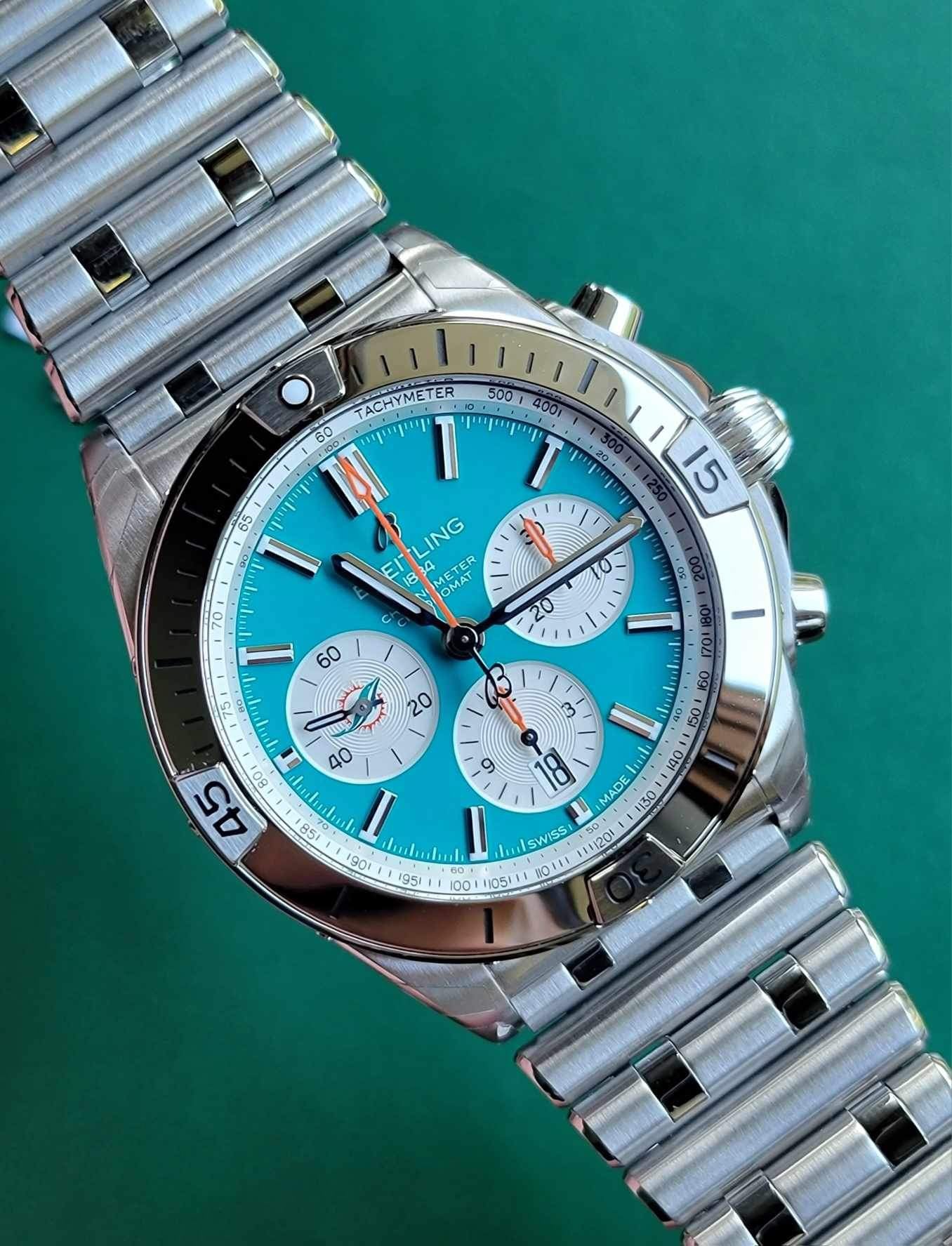 New Breitling B01 NFL Edition Miami Dolphins AB0134