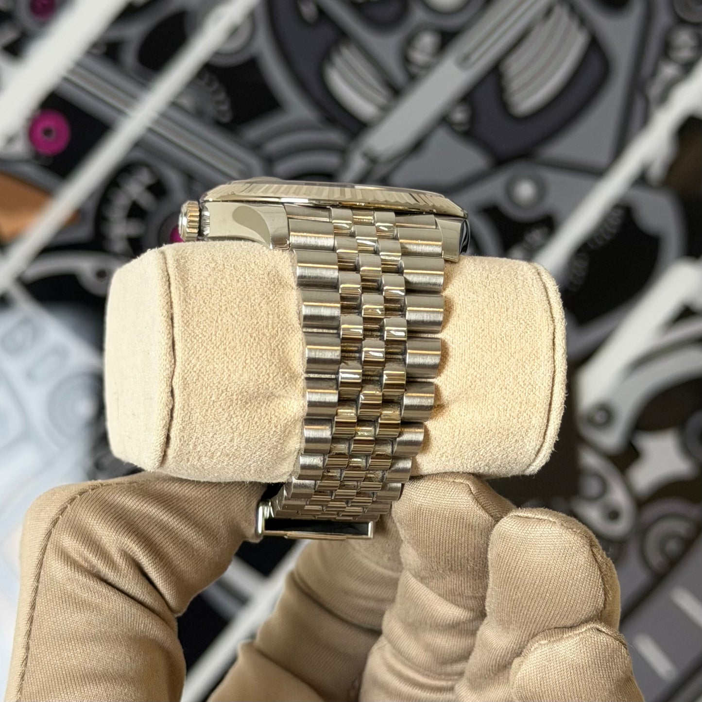 Rolex DJ41 Black Diamond Fluted Jubilee 126334