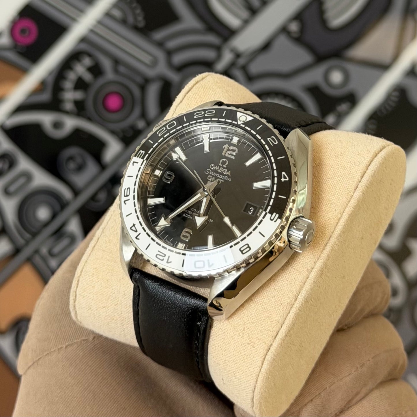 Omega Seamaster GMT Oreo 215.33.44.22.01.001
