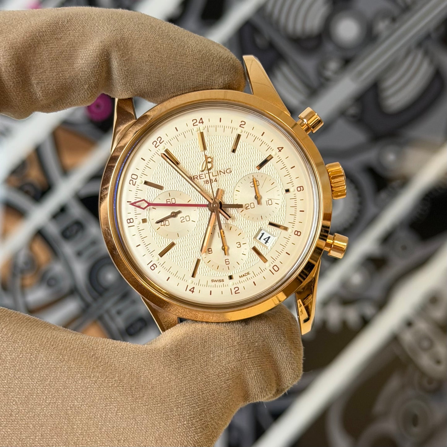 Breitling TransOcean Chrono 18K Rose Gold RB0451