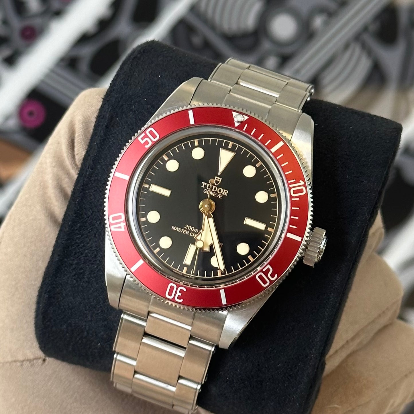 Tudor Black Bay Red - Oyster