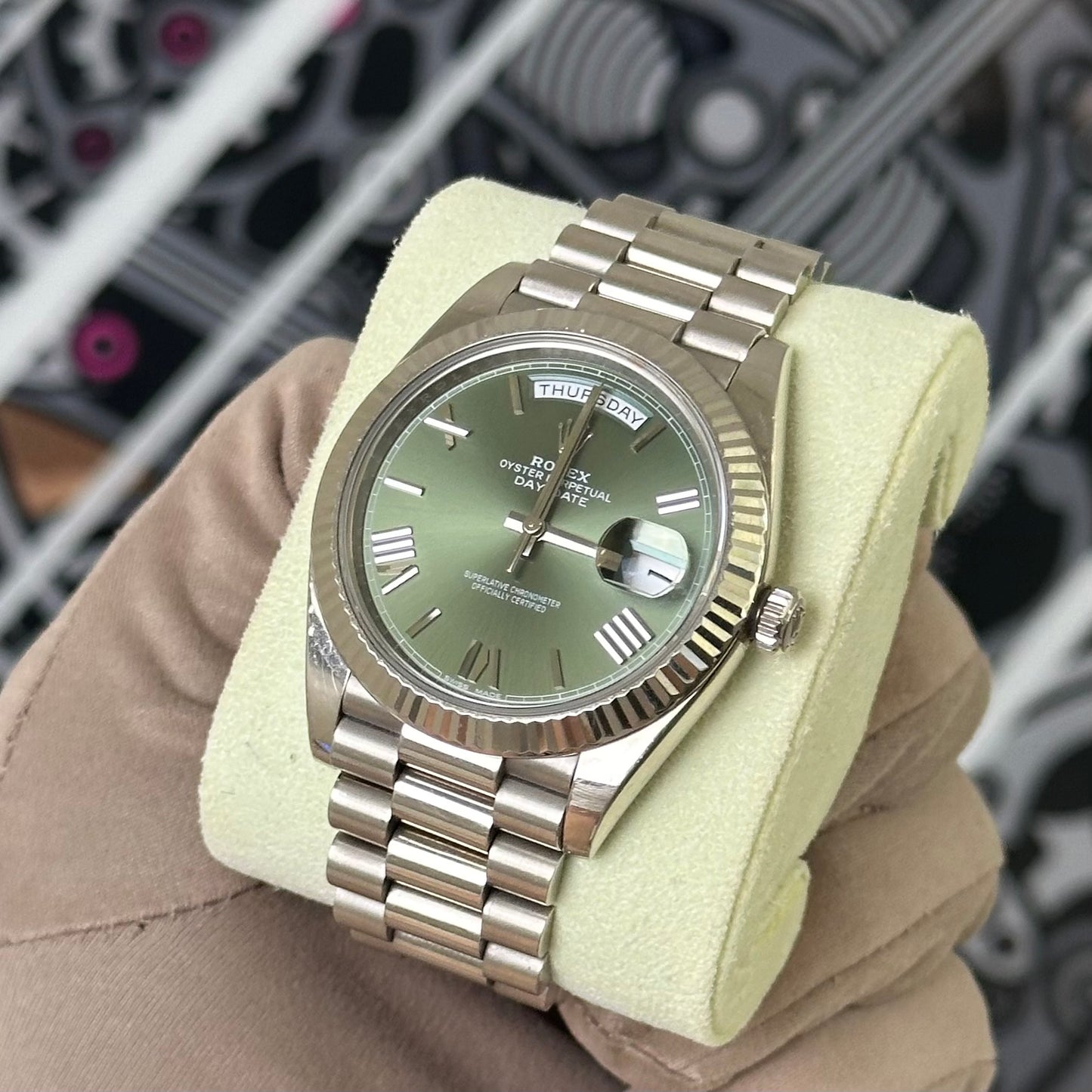 Rolex Day Date 40 White Gold Olive Dial 228239