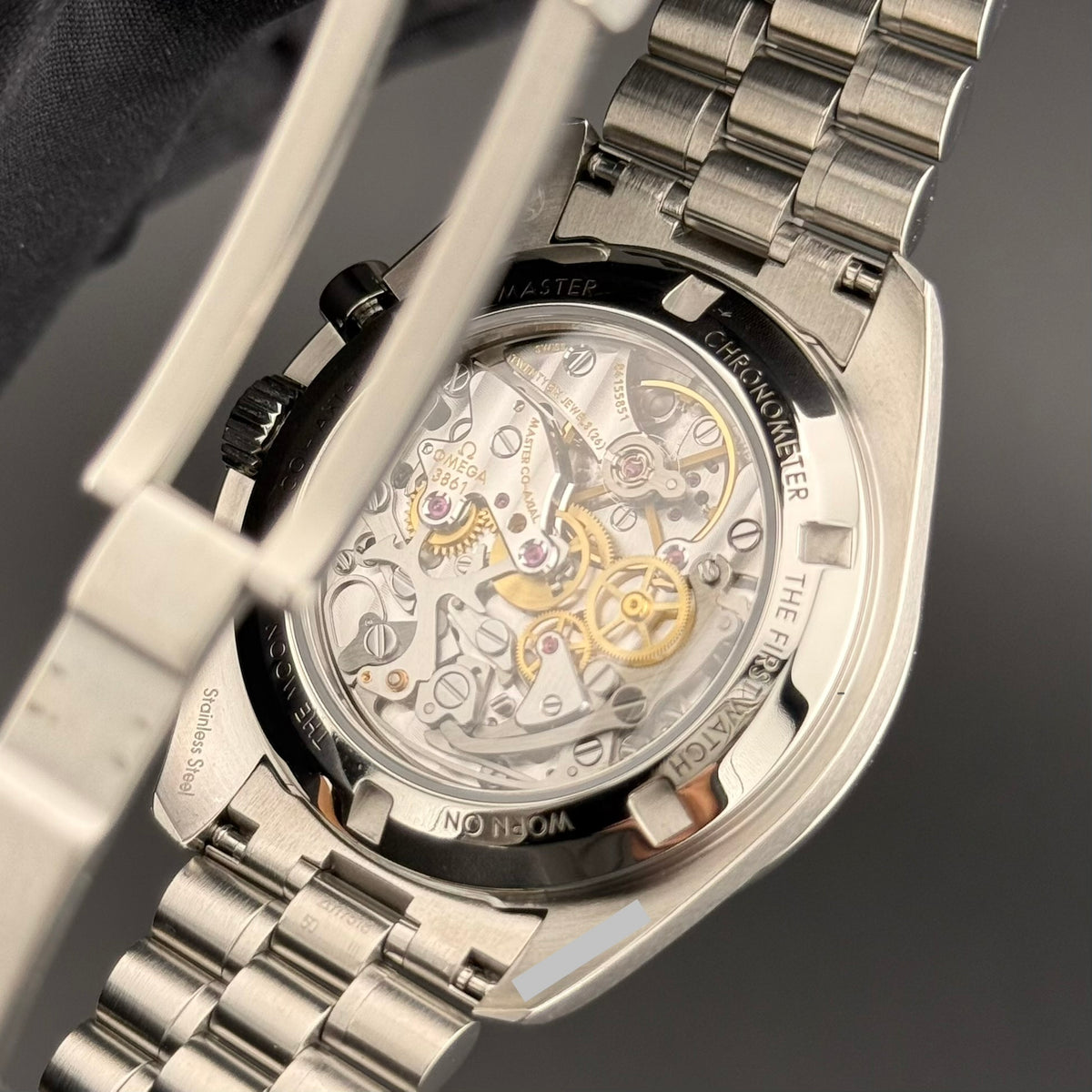 Omega Speedmaster Professional Moonwatch Sapphire 310.30.42.50.01.002