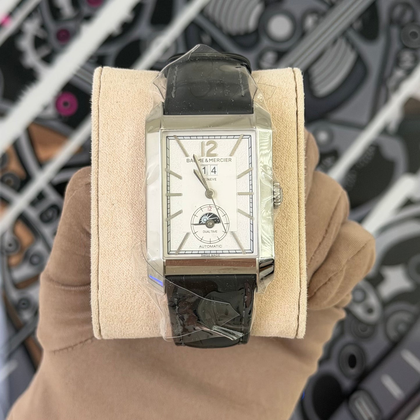 NEW Baume & Mercier Hampton M0A10523