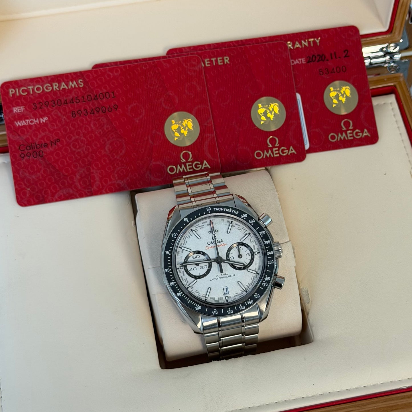 Omega Speedmaster Racing 329.30.44.51.04.001