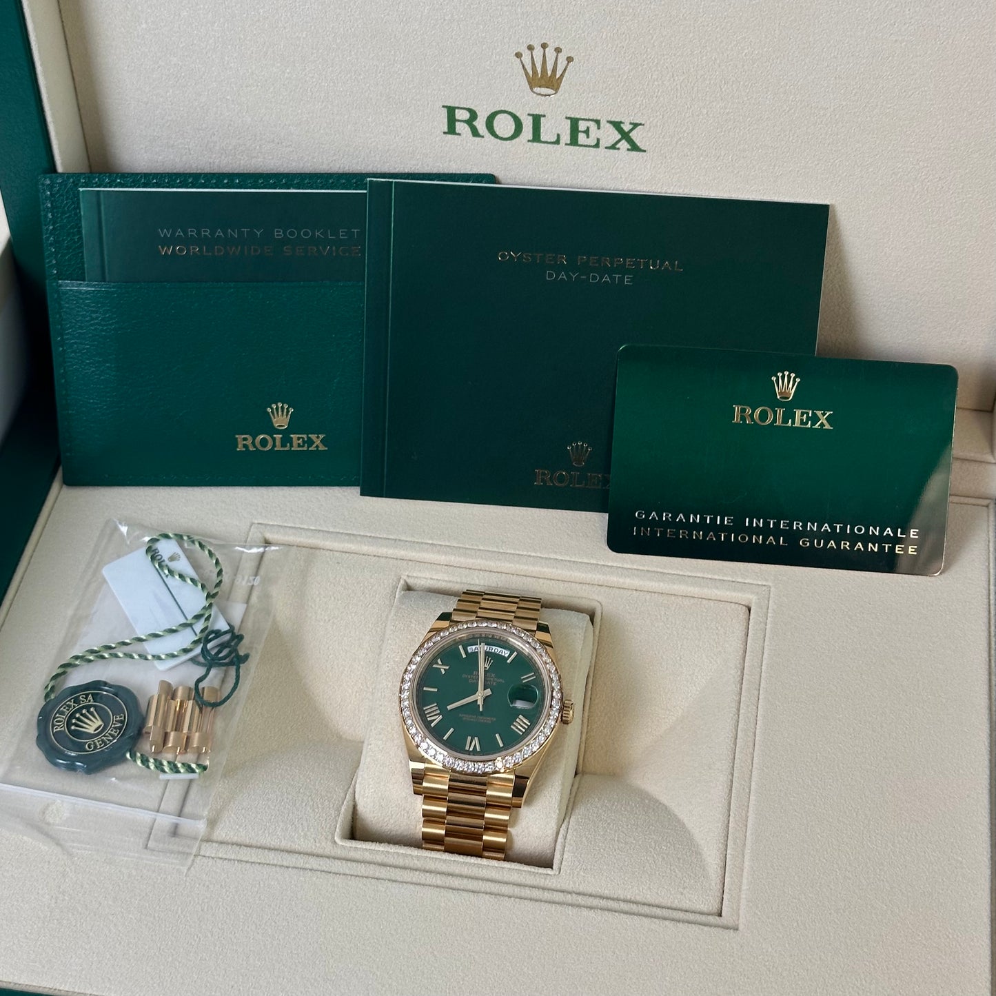 Rolex Day Date Factory Diamond Bezel / Green Roman 228348RBR