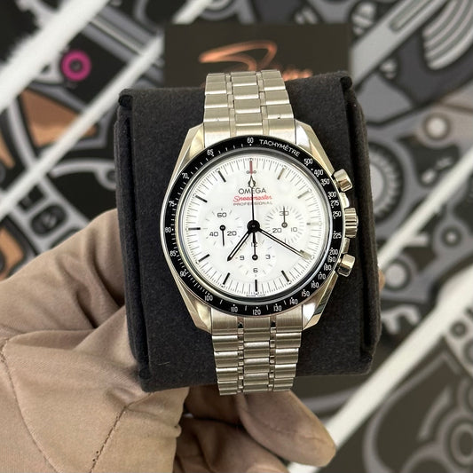 Omega Moonwatch Speedmaster White Dial 310.30.42.50.04.001