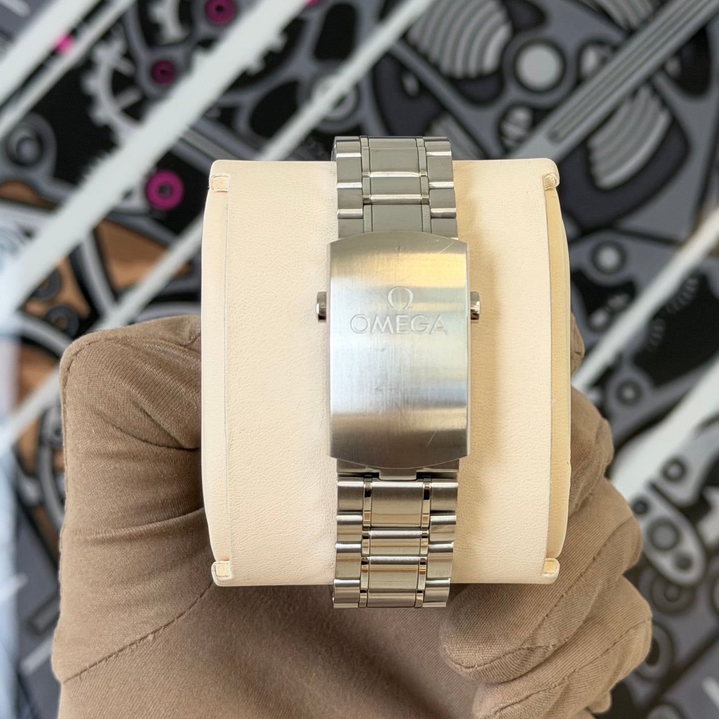 Omega Speedmaster Racing 329.30.44.51.04.001