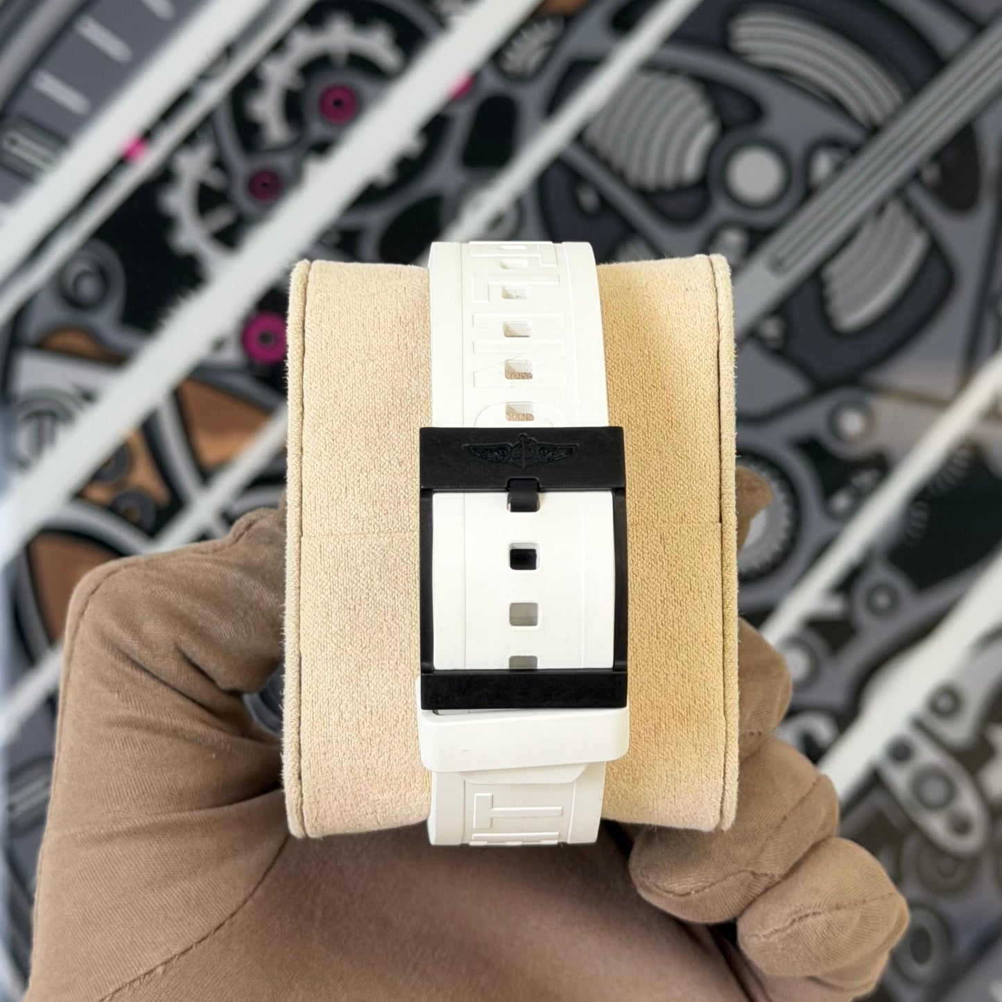 NEW Breitling Endurance Pro 44 White X82310
