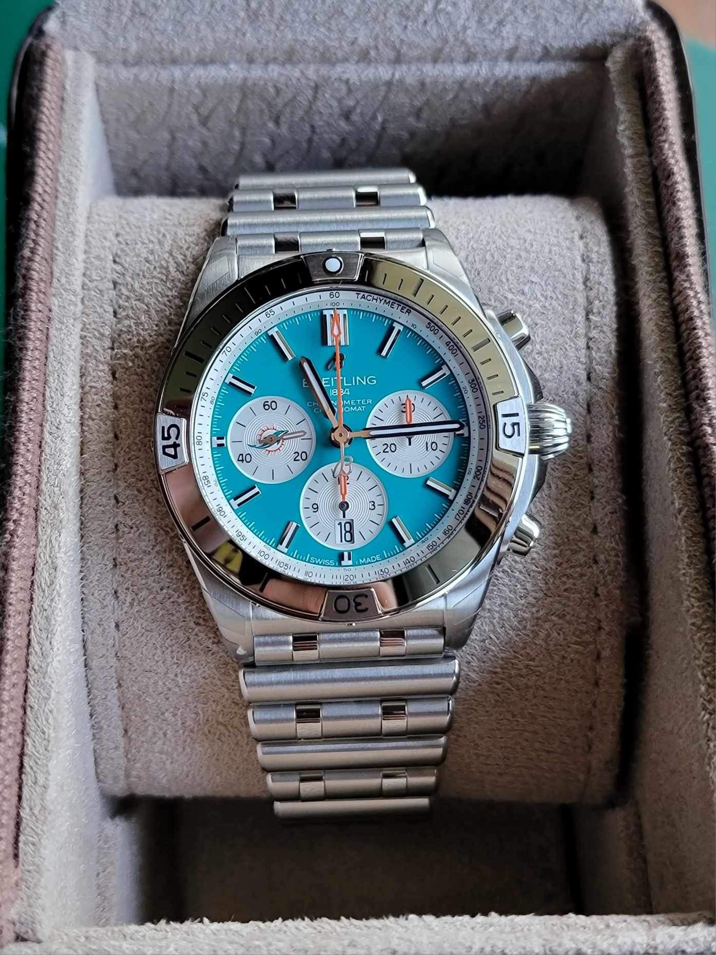 New Breitling B01 NFL Edition Miami Dolphins AB0134