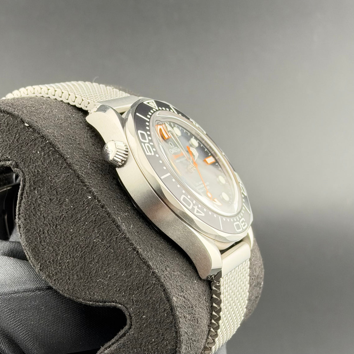 NEW Omega Seamaster Diver 300m 210.30.42.20.01.018