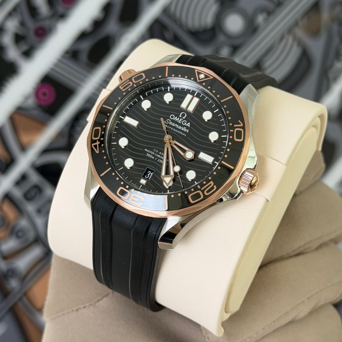 NEW Omega Seamaster Diver Sedna Gold 210.22.42.20.01.002