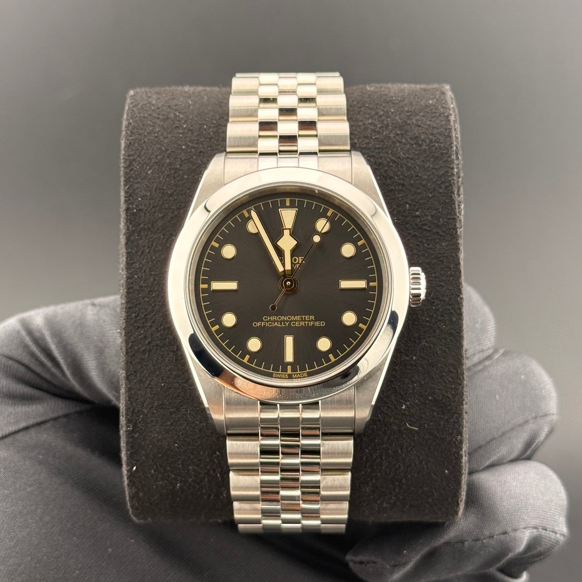 NEW Tudor Black Bay One 39mm Black 79660