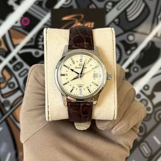 Grand Seiko Elegance Collection GMT SBGM221G