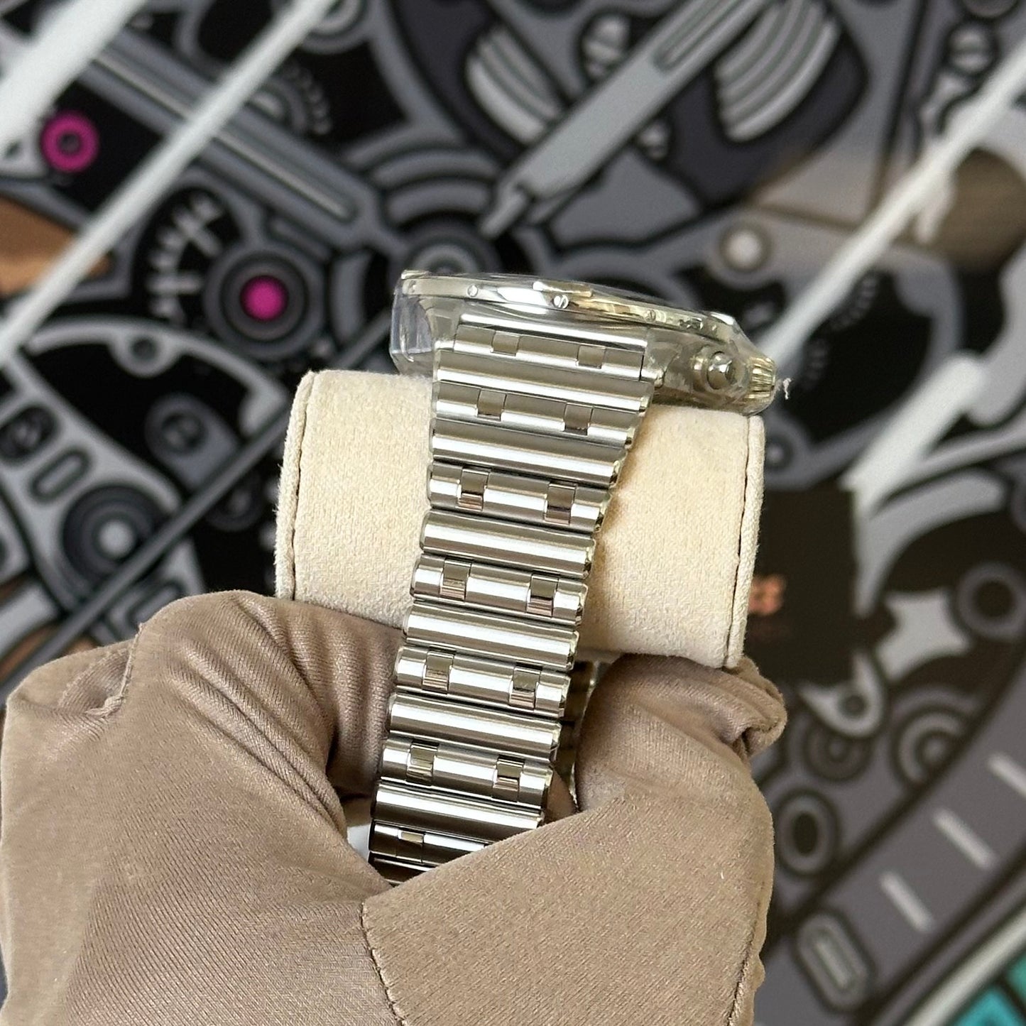BNIB Breitling Chronomat B01 NFL Edition AB0134