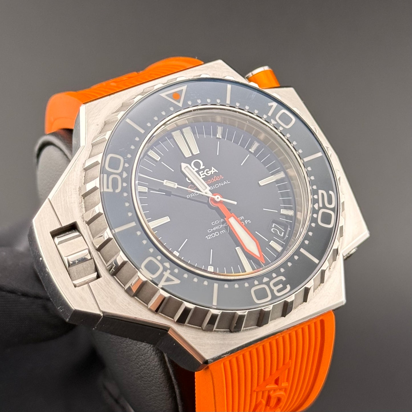 Omega Seamaster Ploprof 1200m 224.32.55.21.01.002