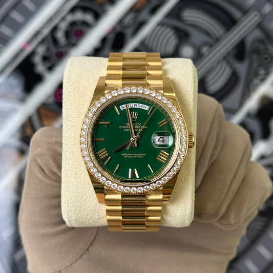 Rolex Day Date Factory Diamond Bezel / Green Roman 228348RBR