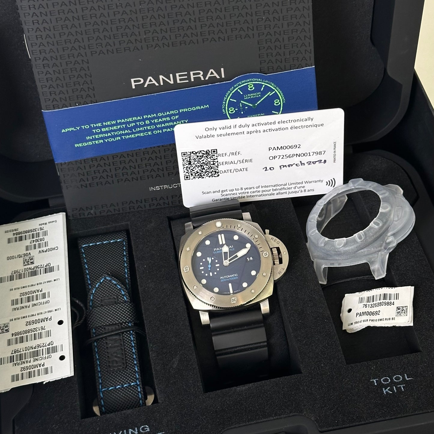 Panerai Submersible BMG-TECH PAM00692