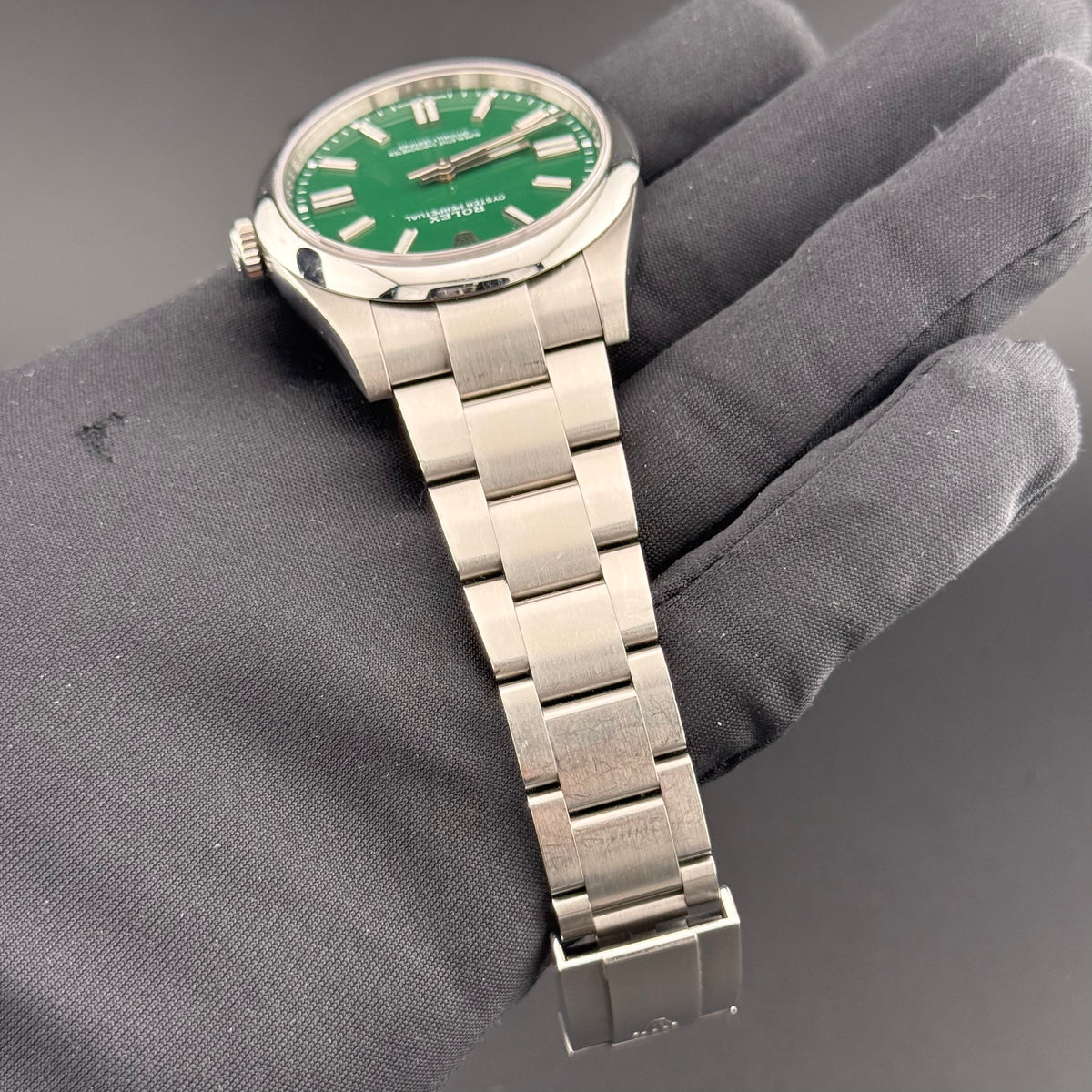 Rolex Oyster Perpetual 41 Green 124300