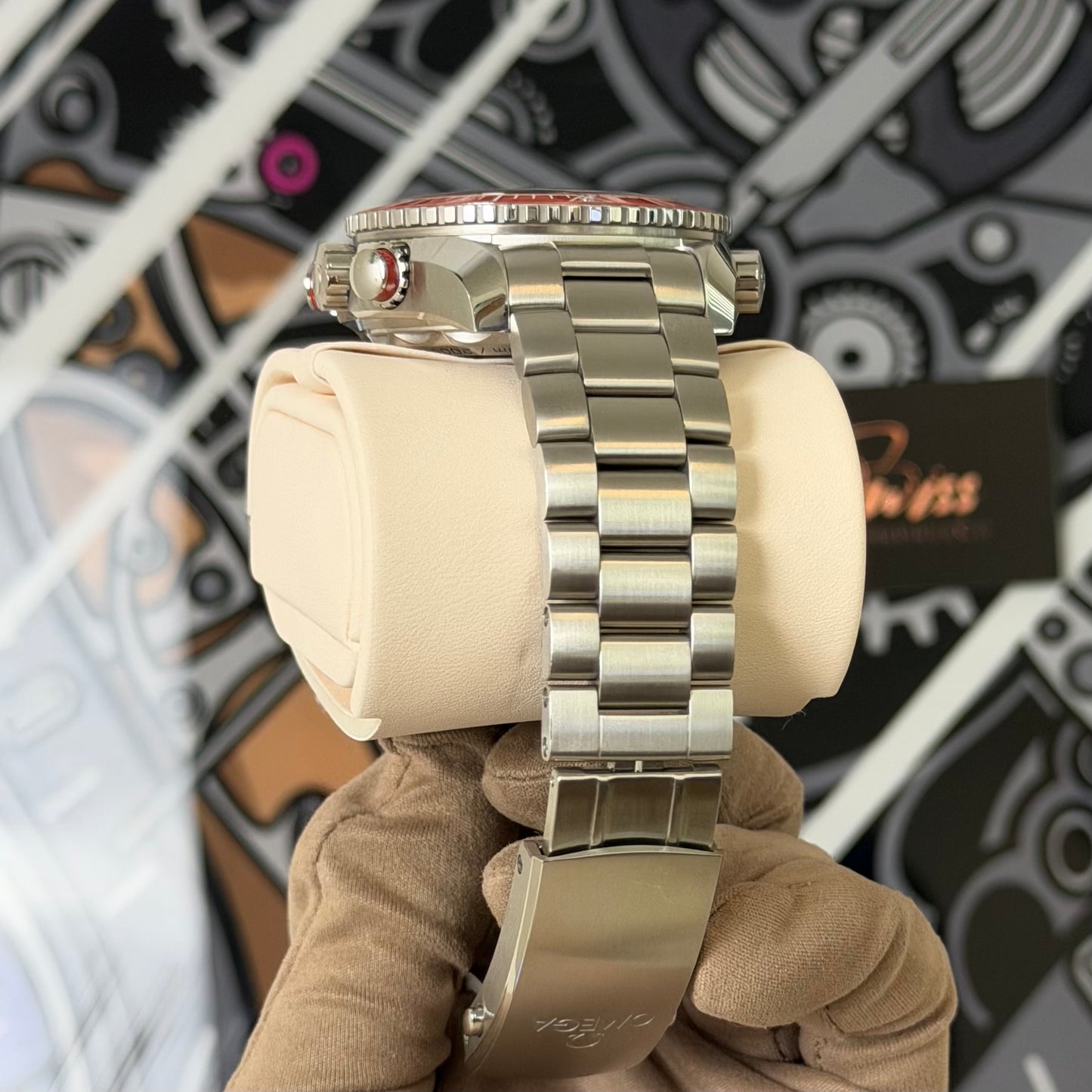 Omega Seamaster Planet Ocean 215.30.46.51.99.001