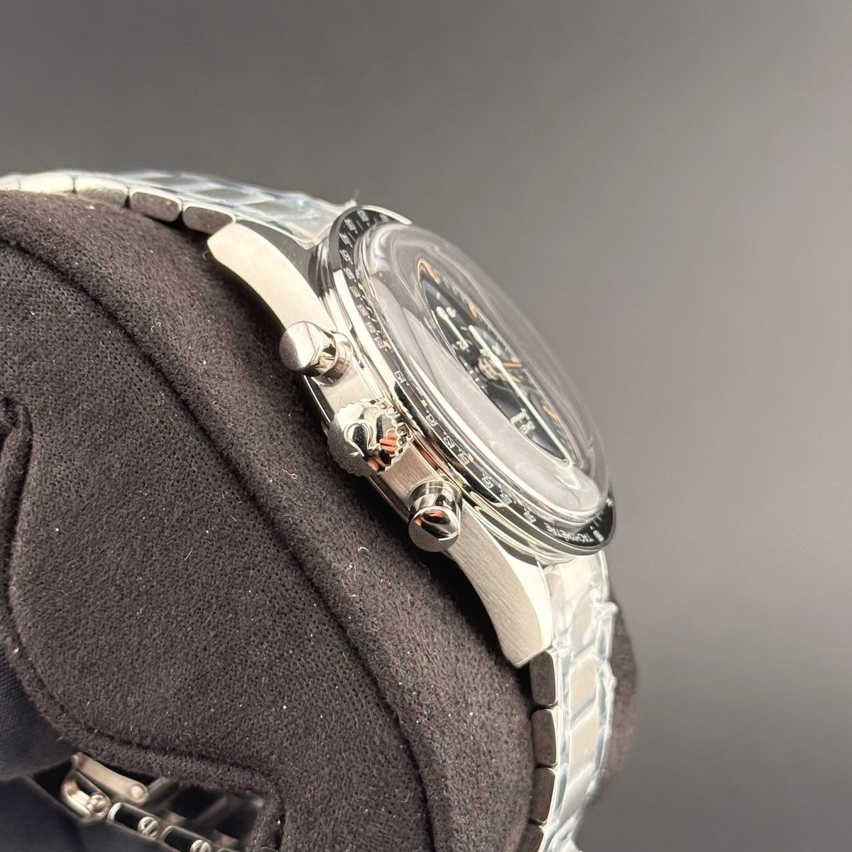 NEW Omega Speedmaster “First Omega in Space” FOIS 310.30.40.50.06.001