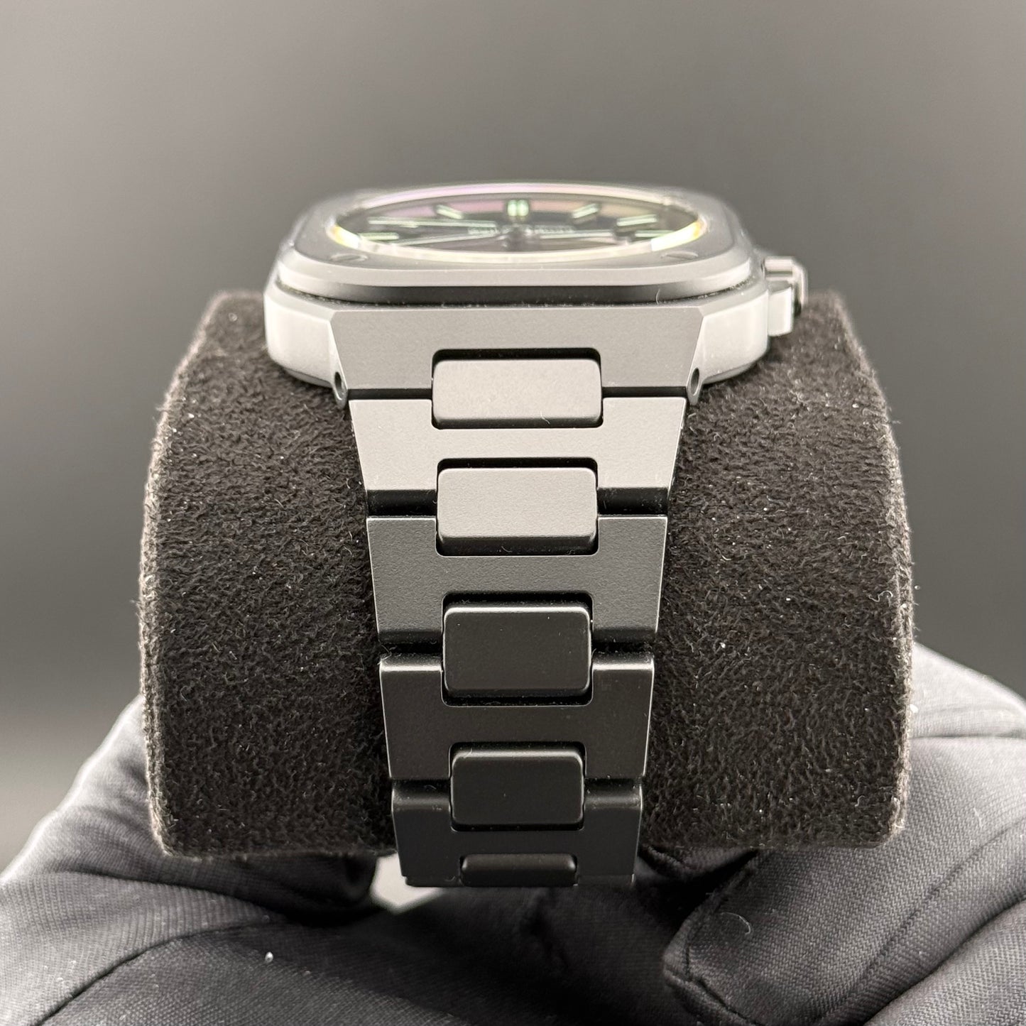 Bell & Ross BR-05 Skeleton Black Lum Ceramic BR05A-BLM-SKCE/SCE