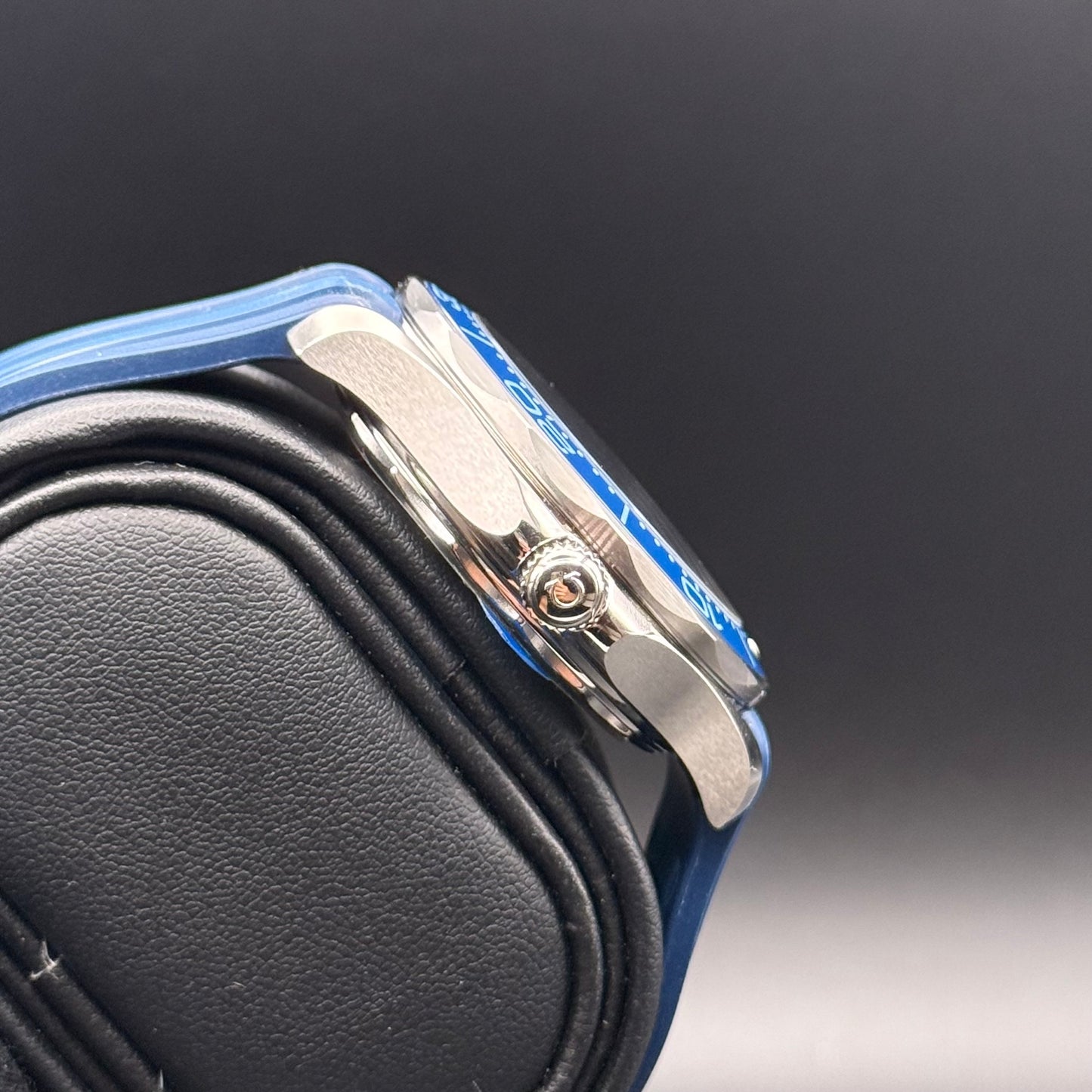 NEW Omega Seamaster Diver 300m Summer Blue 210.32.42.20.03.002