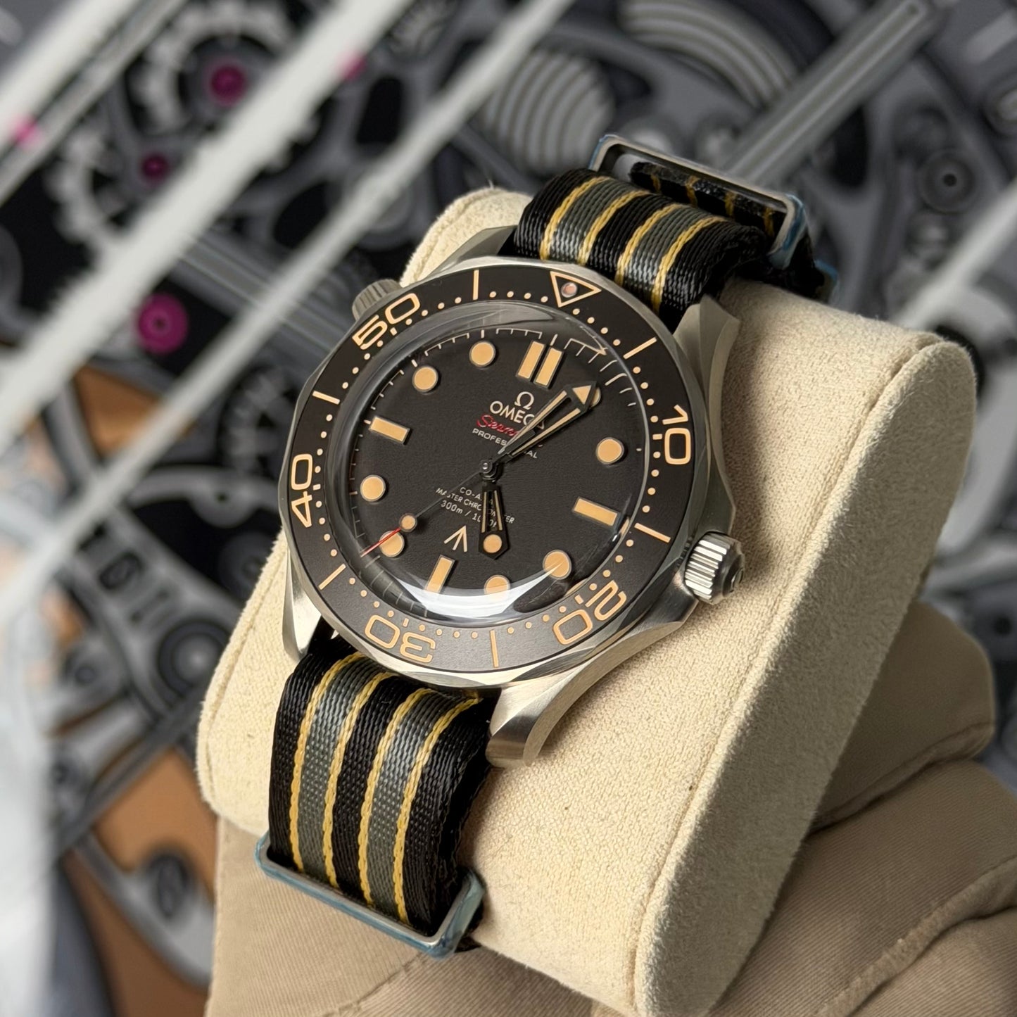 NEW Omega NTTD Nato 210.92.42.20.01.001