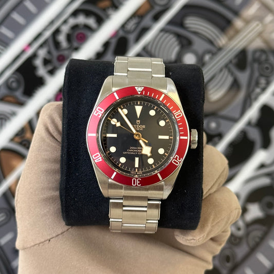 Tudor Black Bay Red 79230R