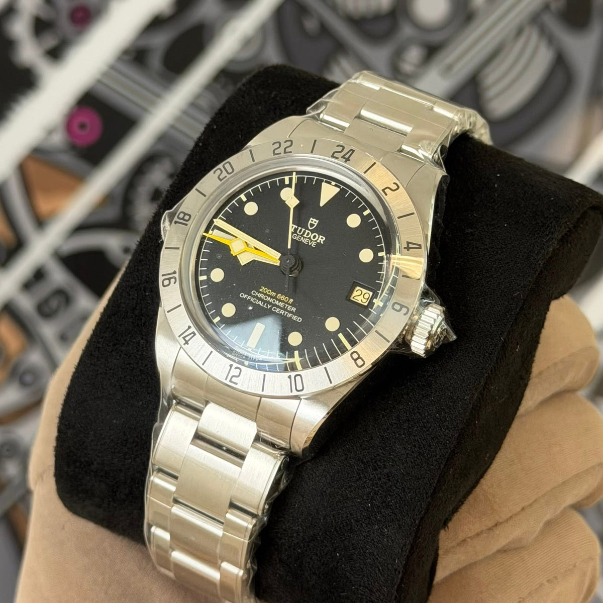 NEW Tudor Black Bay Pro 79470
