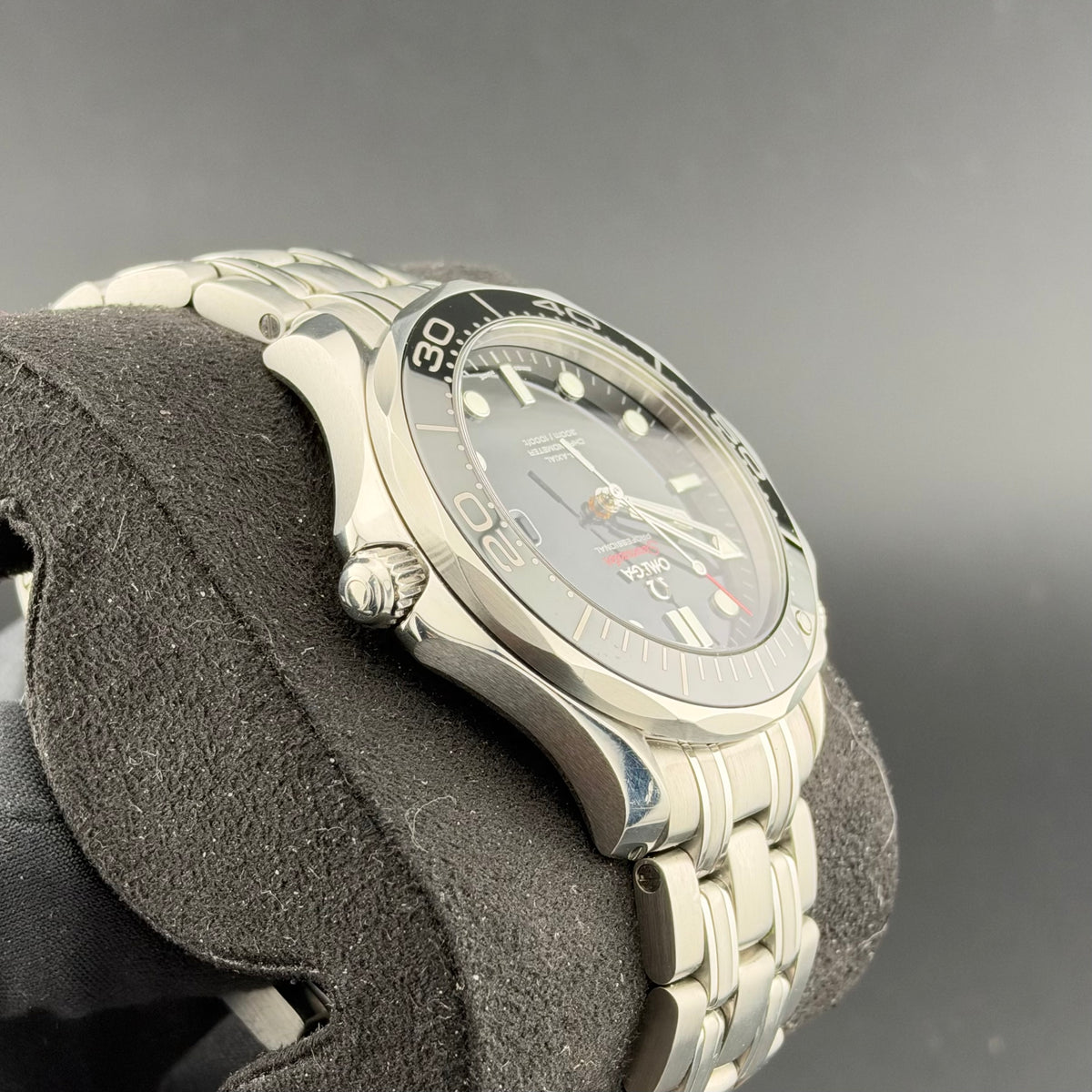 Omega Seamaster Diver 300m Black No Wave 212.30.41.20.01.003