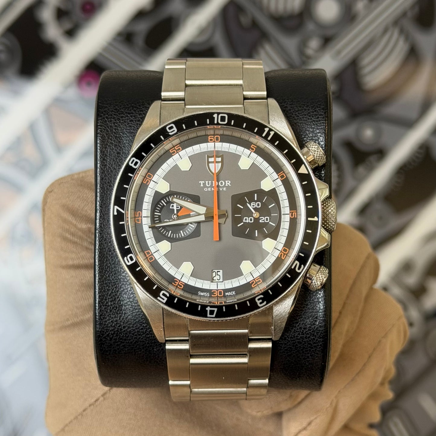 Tudor Heritage Chrono Black 70330N