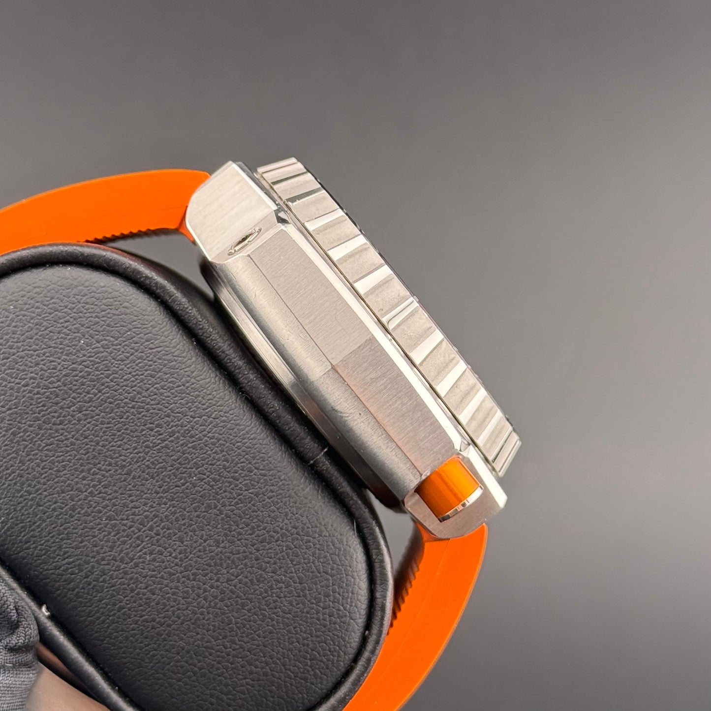 Omega Seamaster Ploprof 1200m 224.32.55.21.01.002
