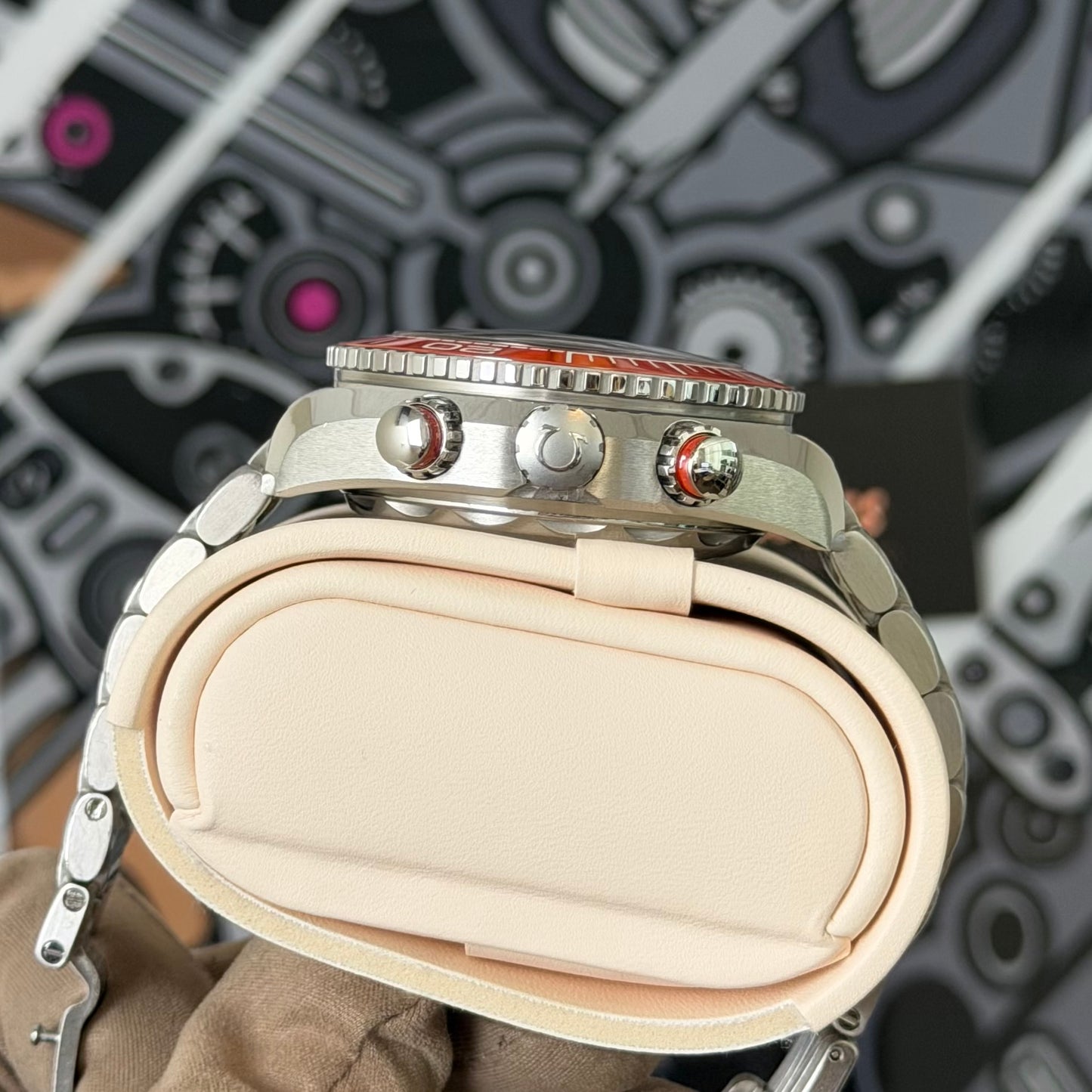 Omega Seamaster Planet Ocean 215.30.46.51.99.001