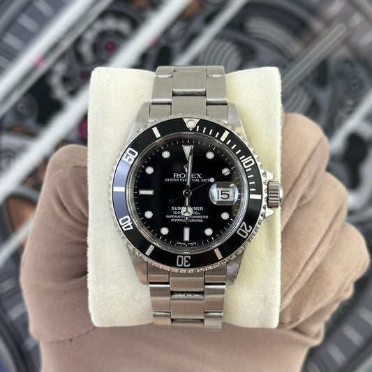 Rolex Submariner Date 16610