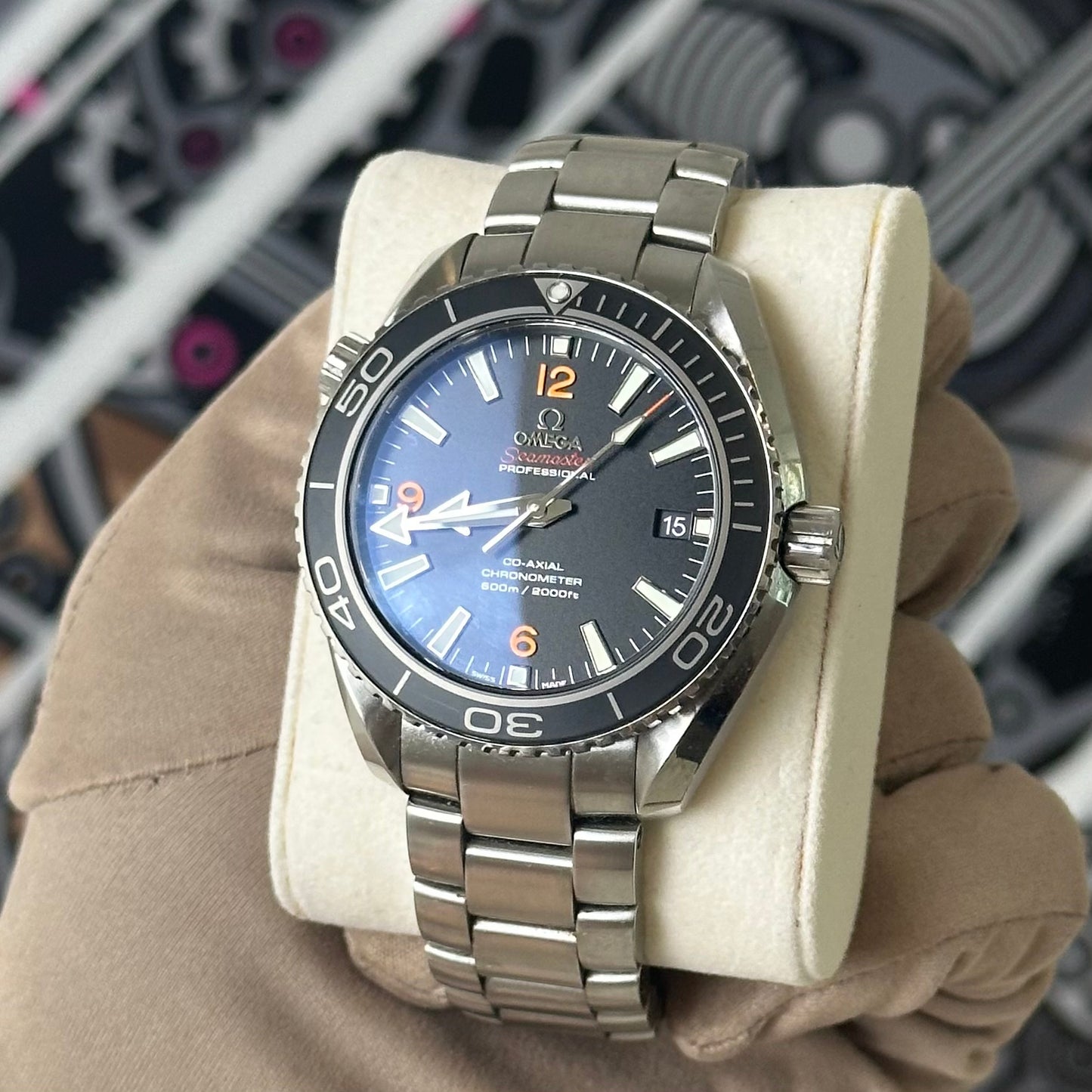 Omega Seamaster Planet Ocean 232.30.42.21.01.003