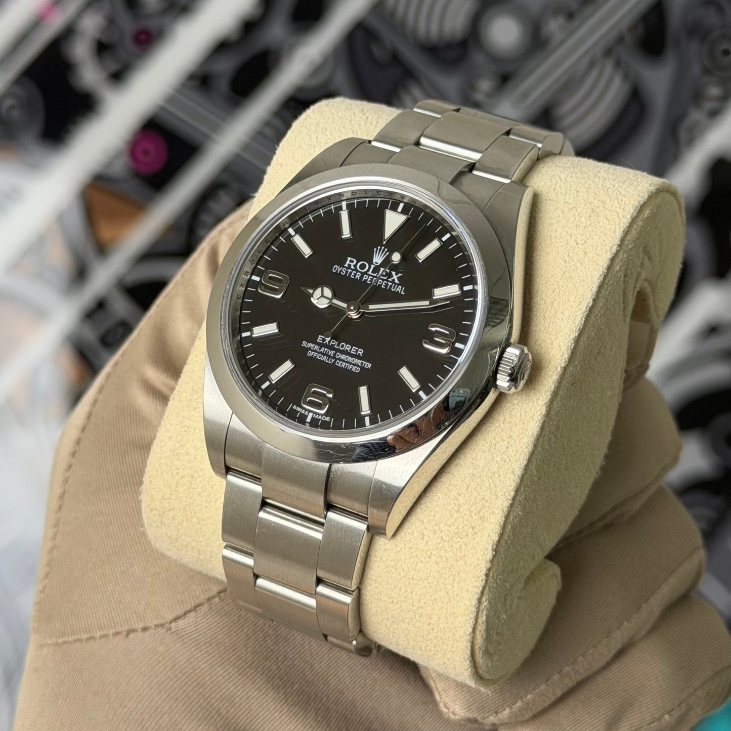 Rolex Explorer 214270