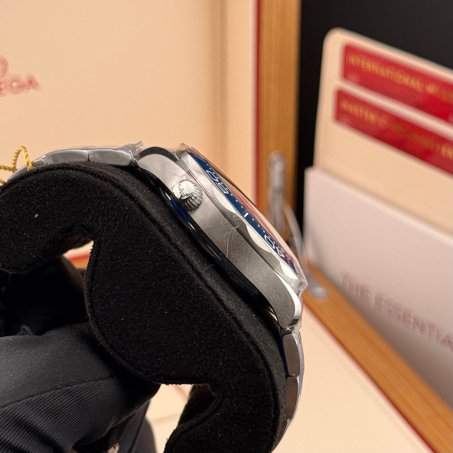 NEW Omega Seamaster Diver 300m Blue 210.30.42.20.03.001