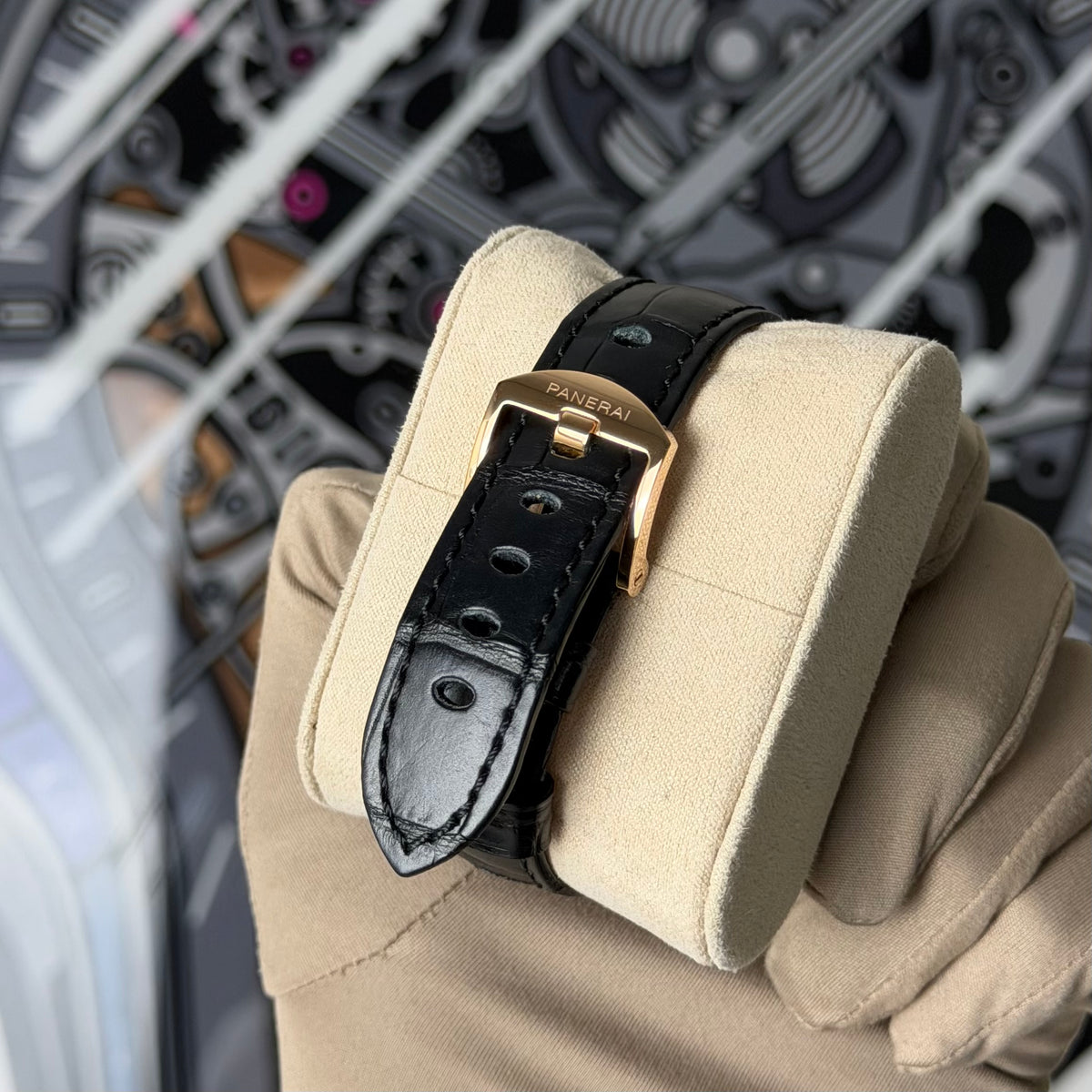 NEW Panerai Luminor Date Gold PAM01336