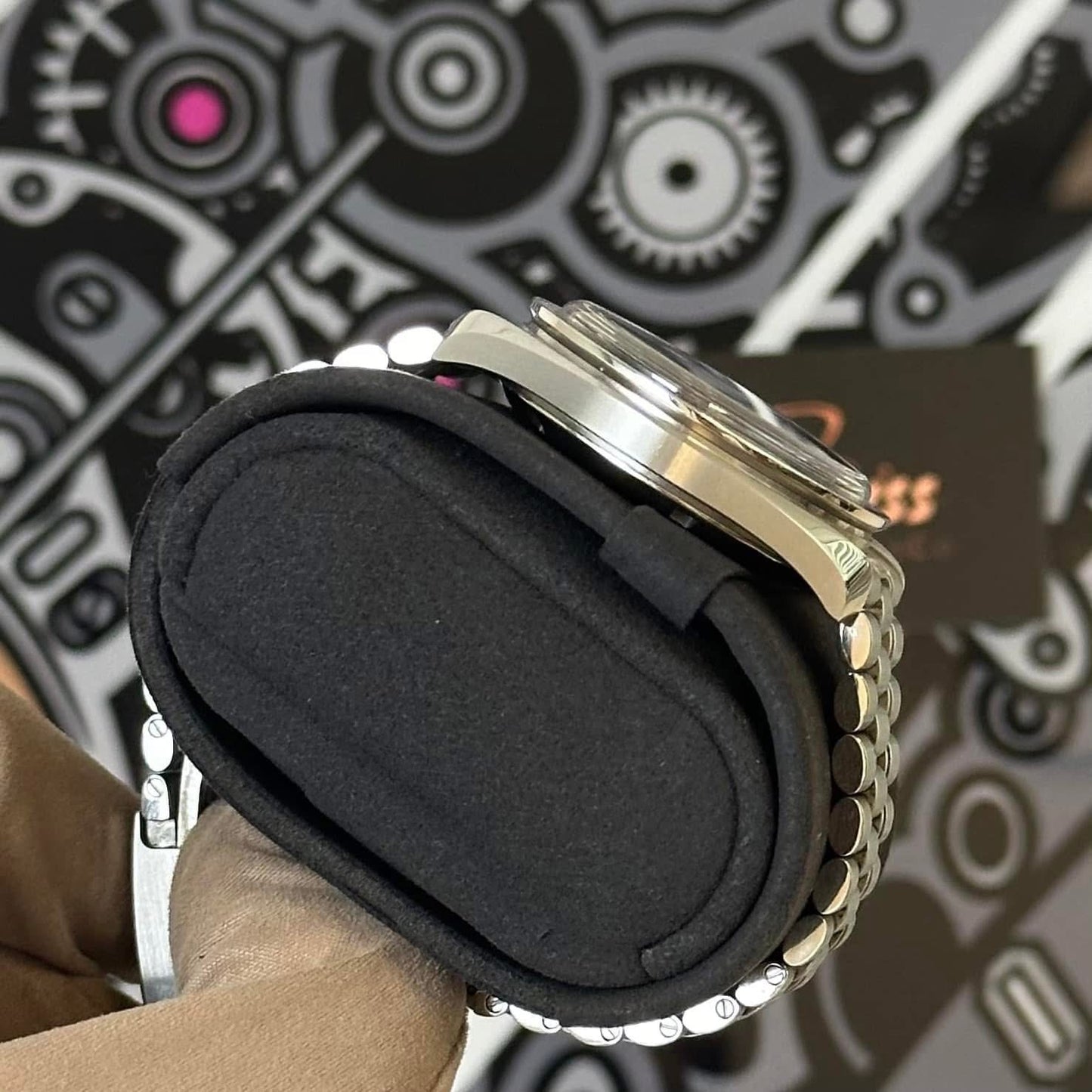 Omega Moonwatch Speedmaster Sapphire 310.30.42.50.01.002