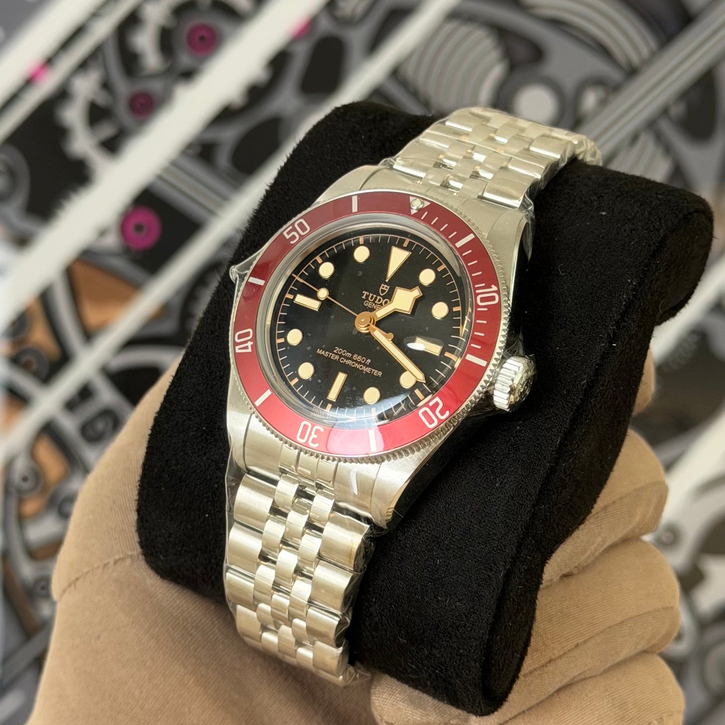 NEW Tudor Black Bay Red METAS 7941A1A0RU (2026)