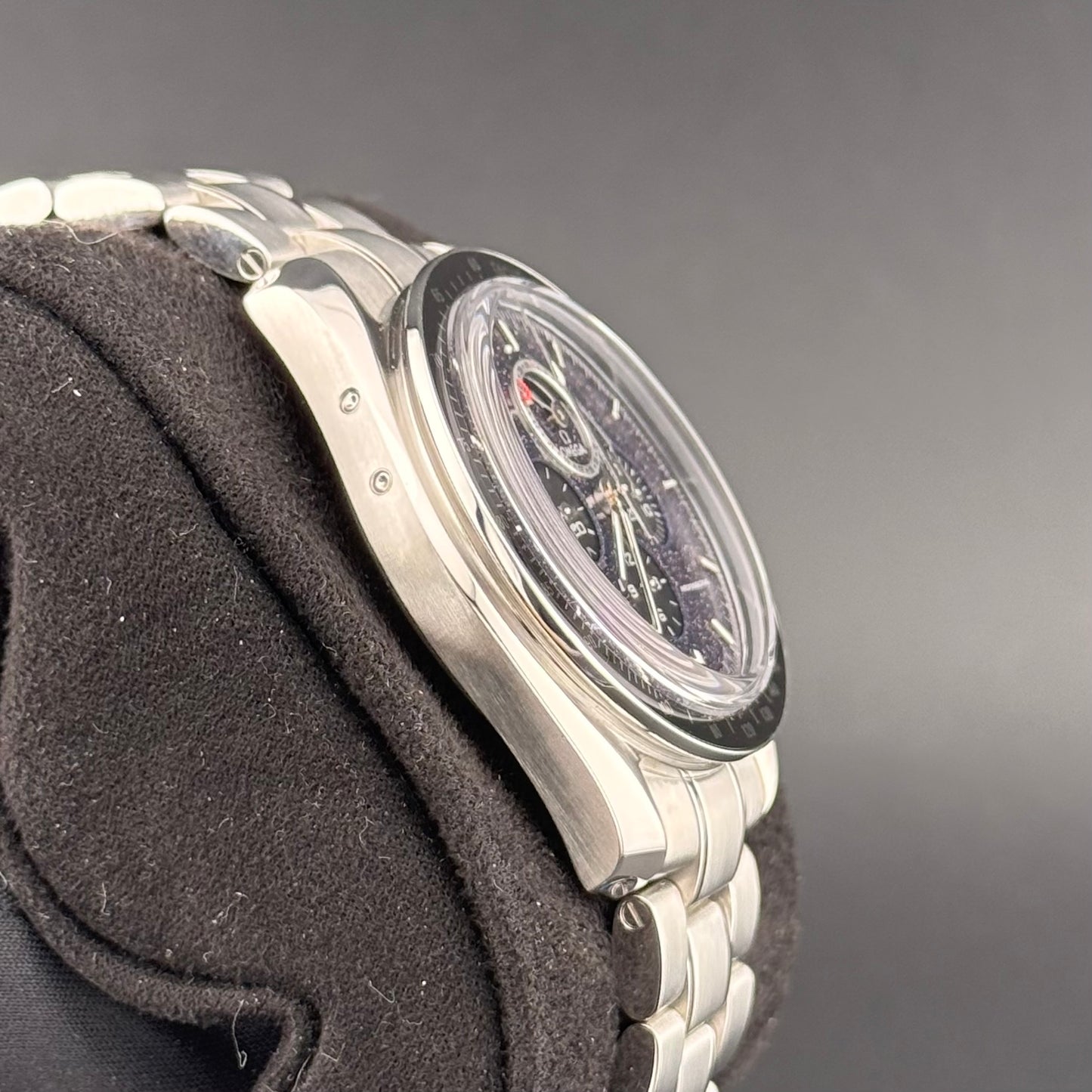 Omega Speedmaster Moonphase 311.30.44.32.01.001