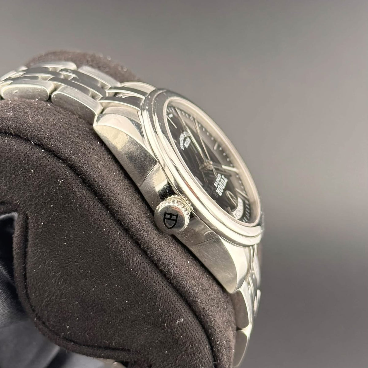 Tudor Glamour Date-Day 39mm 56000