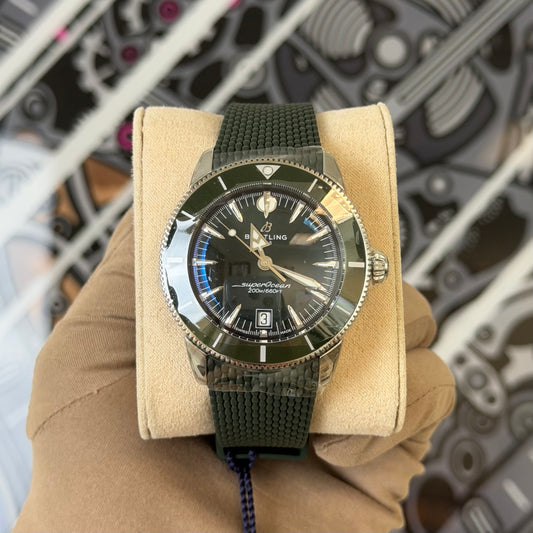 NEW Breitling SuperOcean B31 Automatic 42 Green AB3111 / AB3111361L1S1