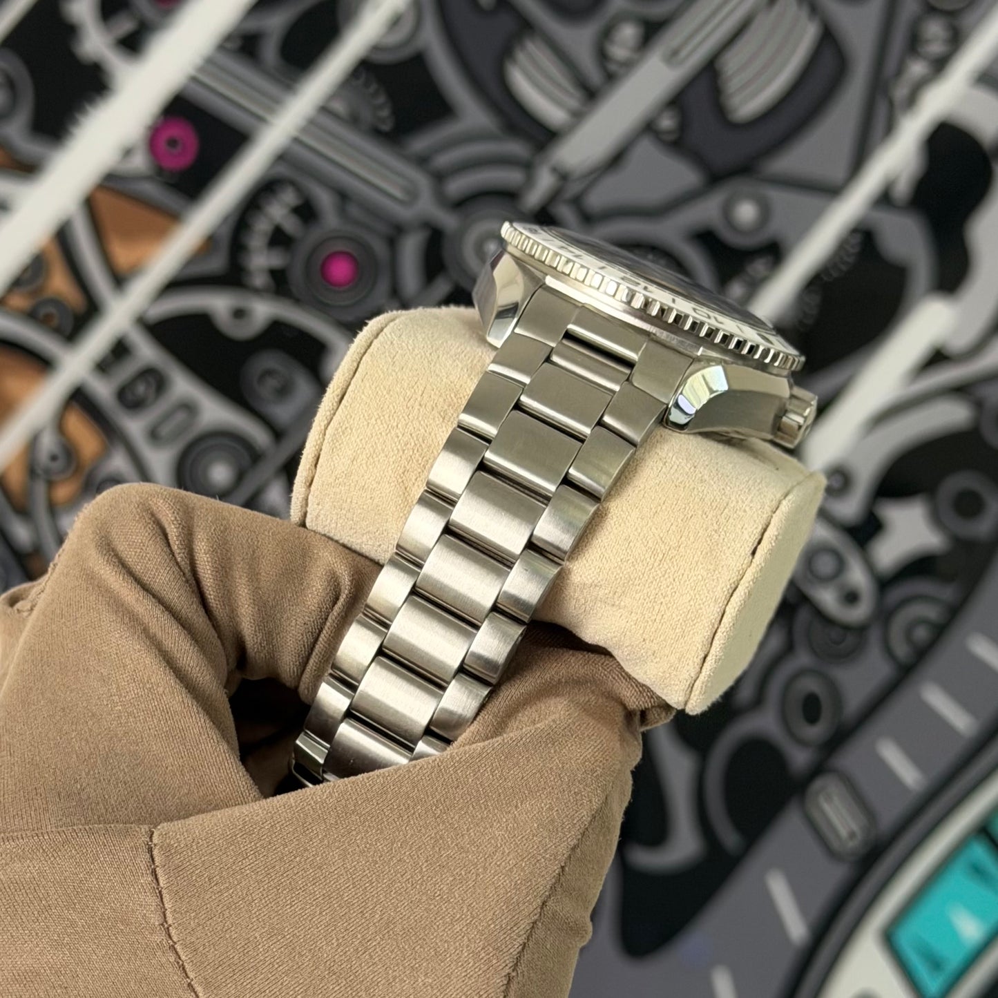 Omega Seamaster GMT Oreo 215.30.44.22.01.001