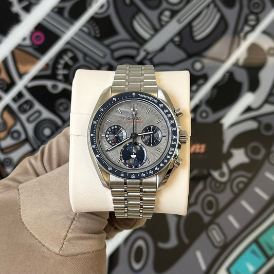 Omega Speedmaster Moonphase Meteorite 304.30.43.52.06.001