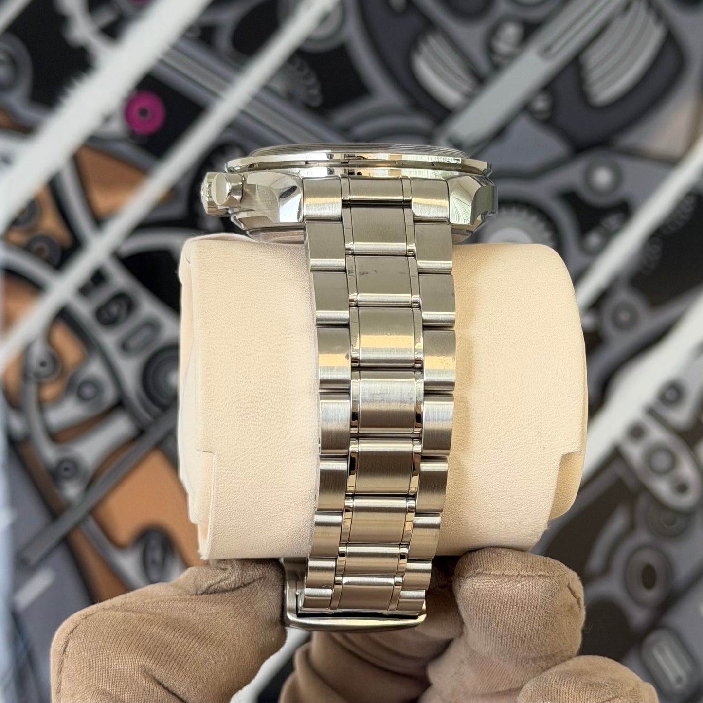 Omega Speedmaster Racing 329.30.44.51.04.001