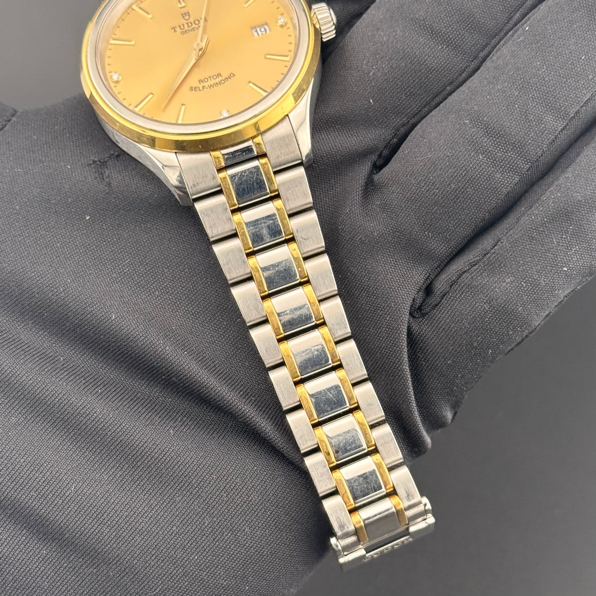 Tudor Style Yellow Gold Steel 38mm 12503