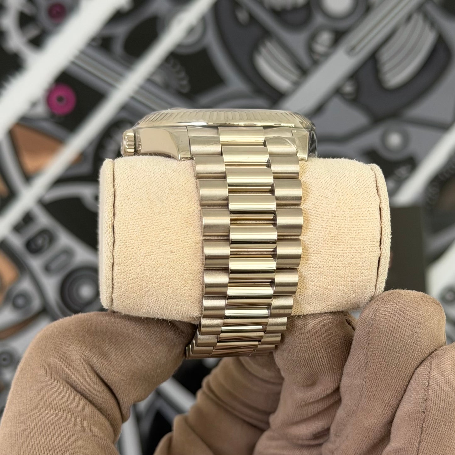 Rolex DD40 White Gold White Roman Dial
ref. 228238